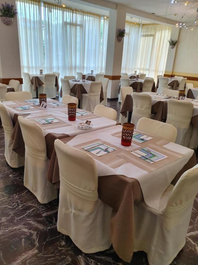 Hotel Bisanzio チェルヴィア エクステリア 写真