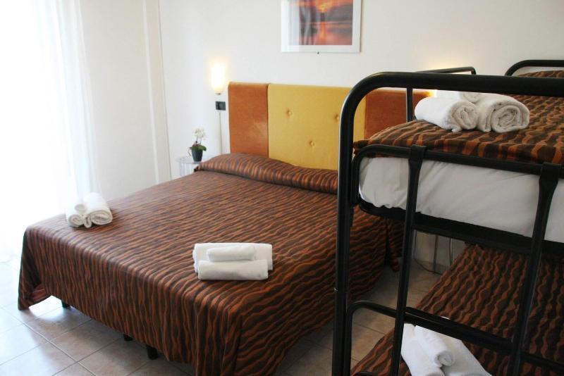 Hotel Bisanzio チェルヴィア エクステリア 写真