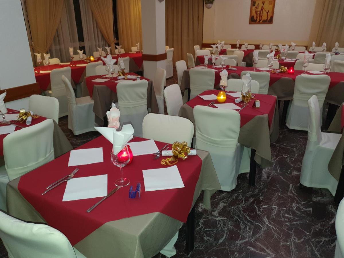 Hotel Bisanzio チェルヴィア エクステリア 写真